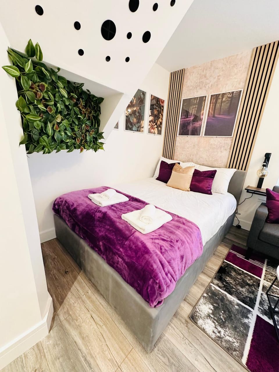 Comfortable private En-Suite room in Harborne Park Road - Birmingham R3 Bed and Breakfast in Birmingham