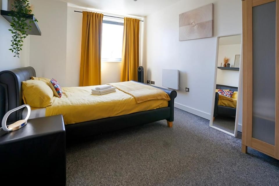 Bed, Photo of the whole room, Bedroom, towels, wardrobe