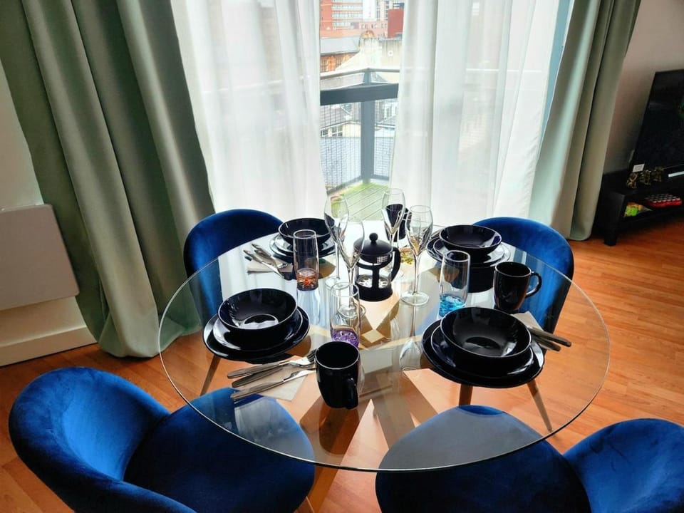 Food and drinks, Dining area