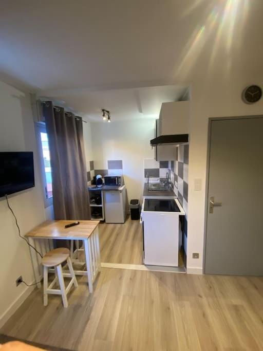 Le Jean Jaurès Studio cosy Parking Apartment in Toulouse
