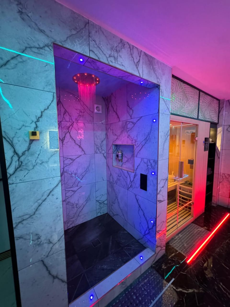 HIGHFIELD PRIVATE SPA APARTMENT Apartment in Bradford