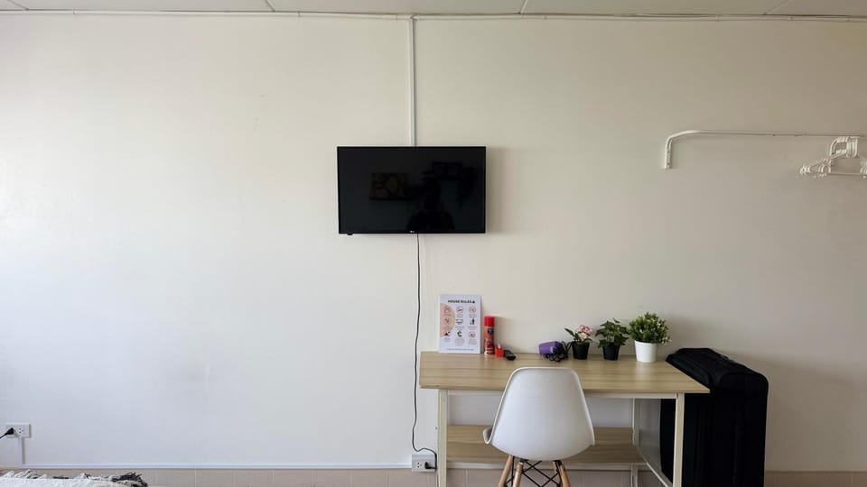 TV and multimedia, Seating area