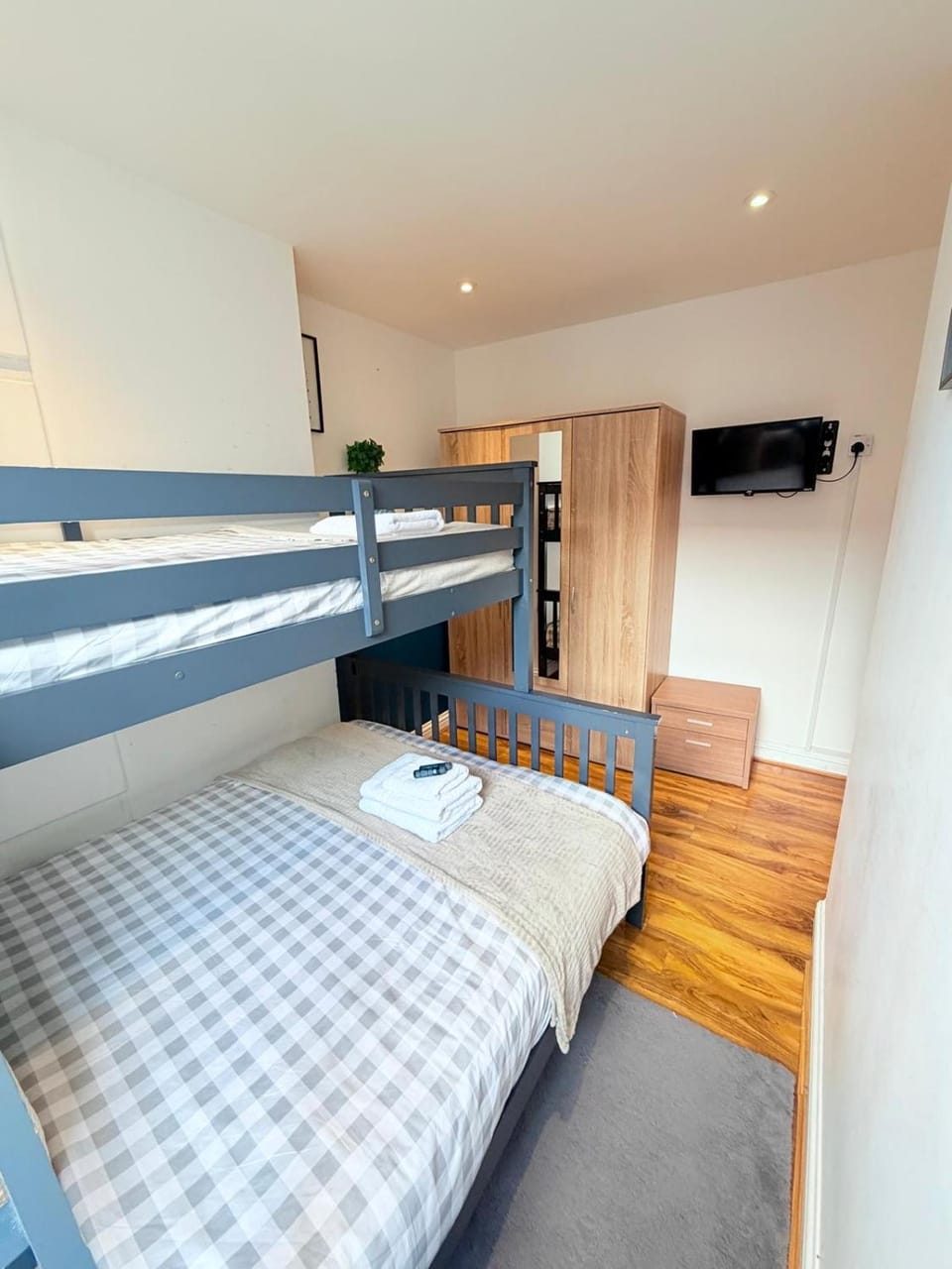 Kensington Guest Rooms 98 Bed and Breakfast in City of Westminster