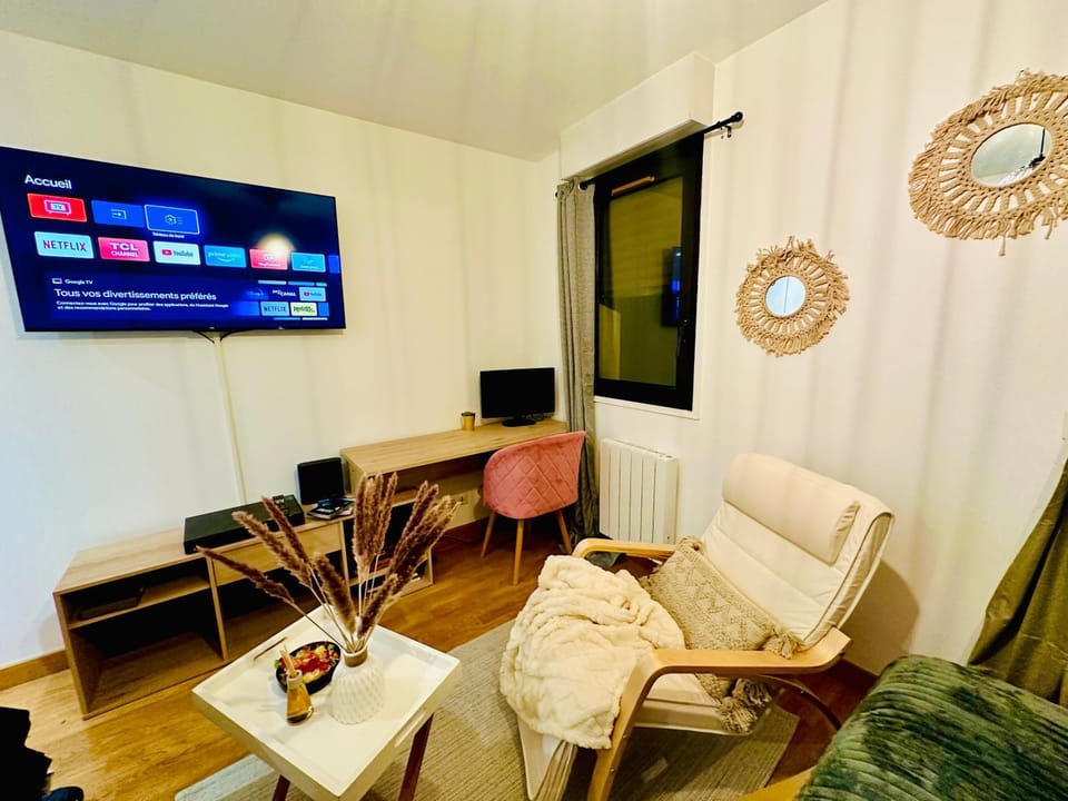 TV and multimedia, Living room