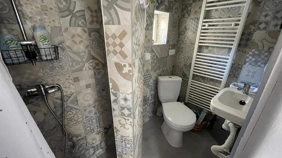 Toilet, Bathroom