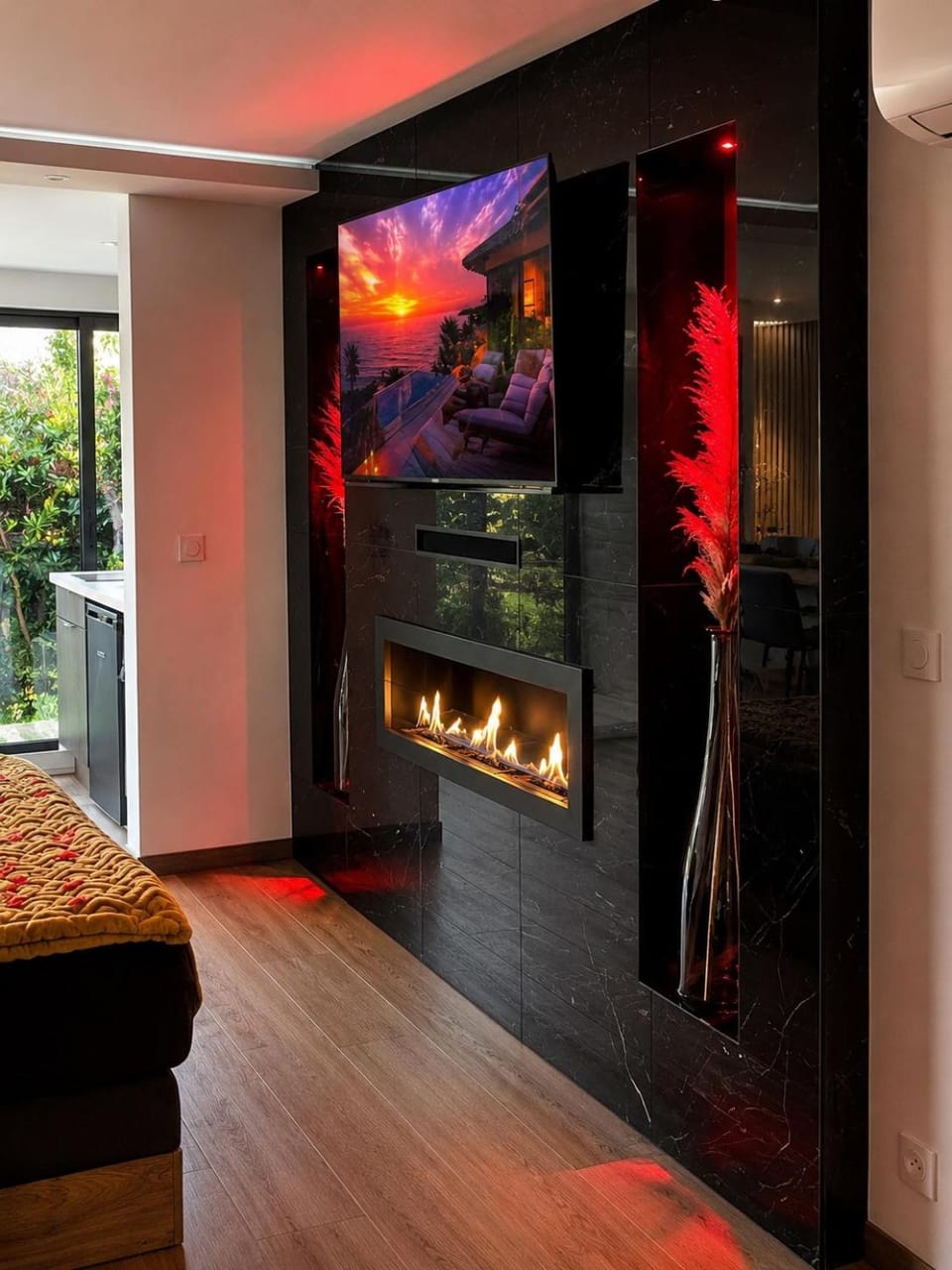 SPICY LOVE Suite Prestige Vue Mer Jacuzzi Privatif, Piscine et Cheminée Apartment in Cagnes-sur-Mer