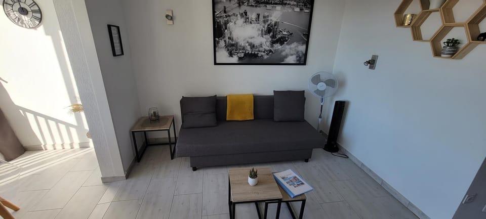 Sopraland 515, T2 parking piscine, 200m plage Apartment in Agde