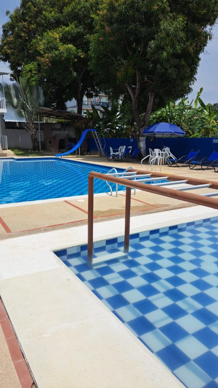 Swimming pool