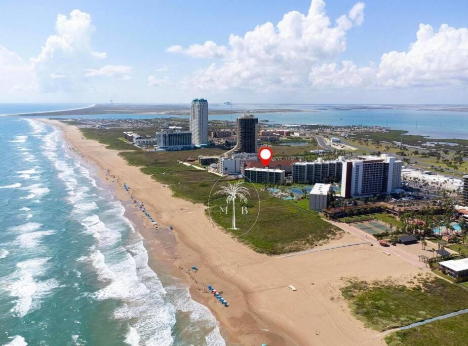 Property building, Bird's eye view, Beach, Sea view