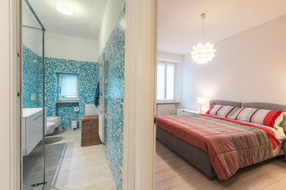 Bathroom, Bedroom