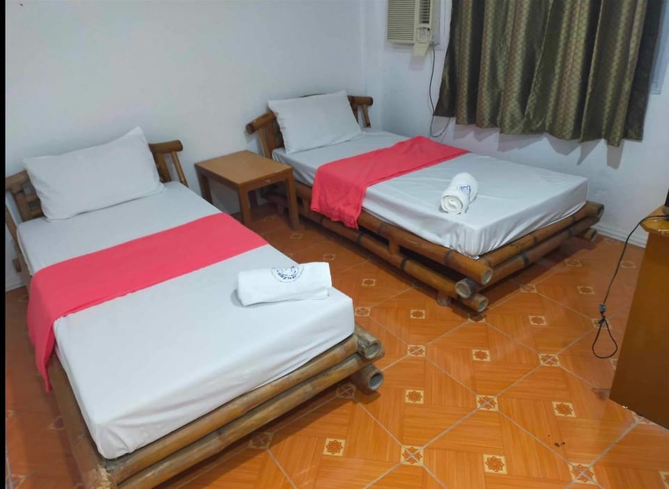 Auzone Inn Budget Hometel Hotel in Bicol