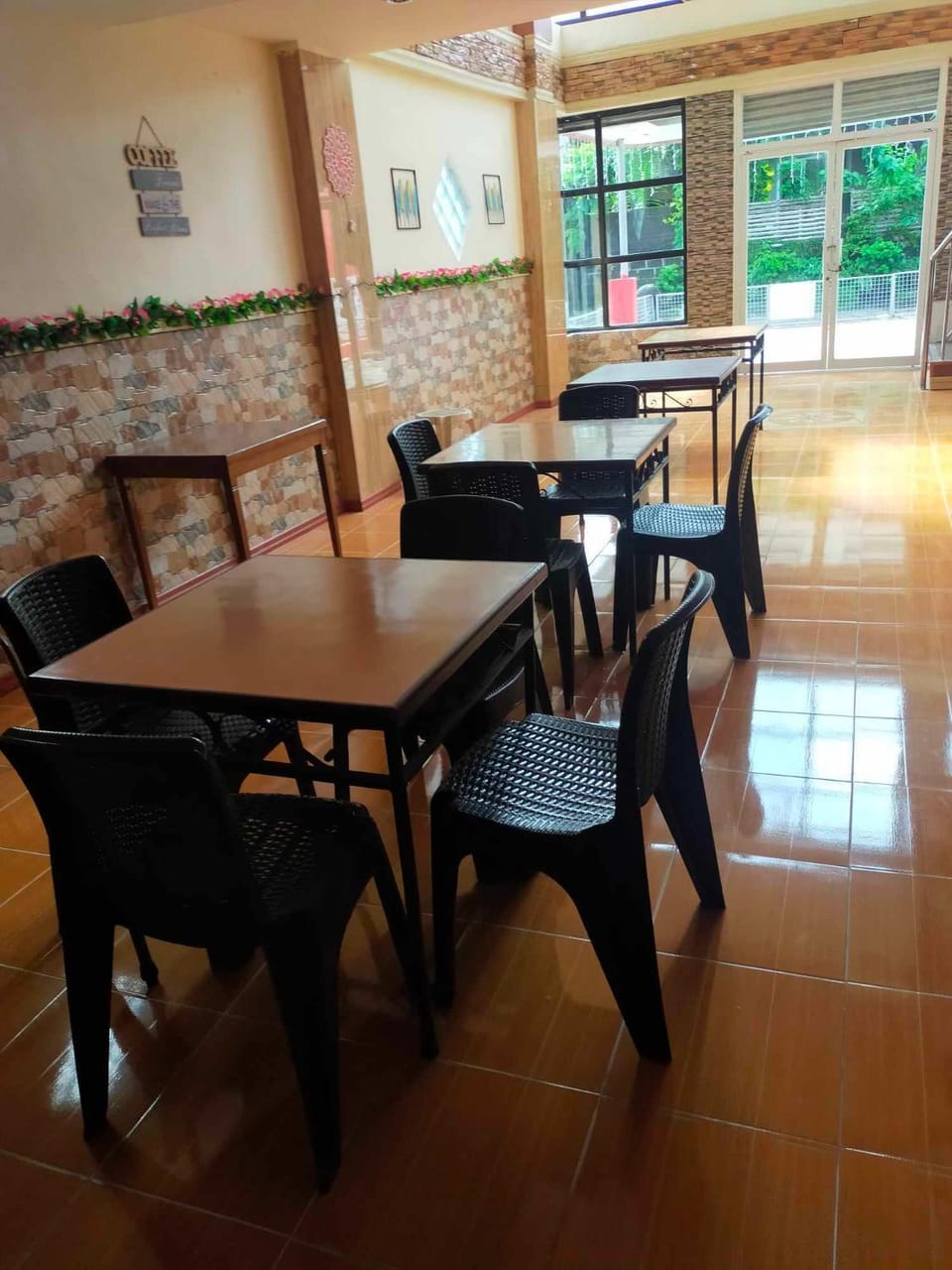 Auzone Inn Budget Hometel Hotel in Bicol