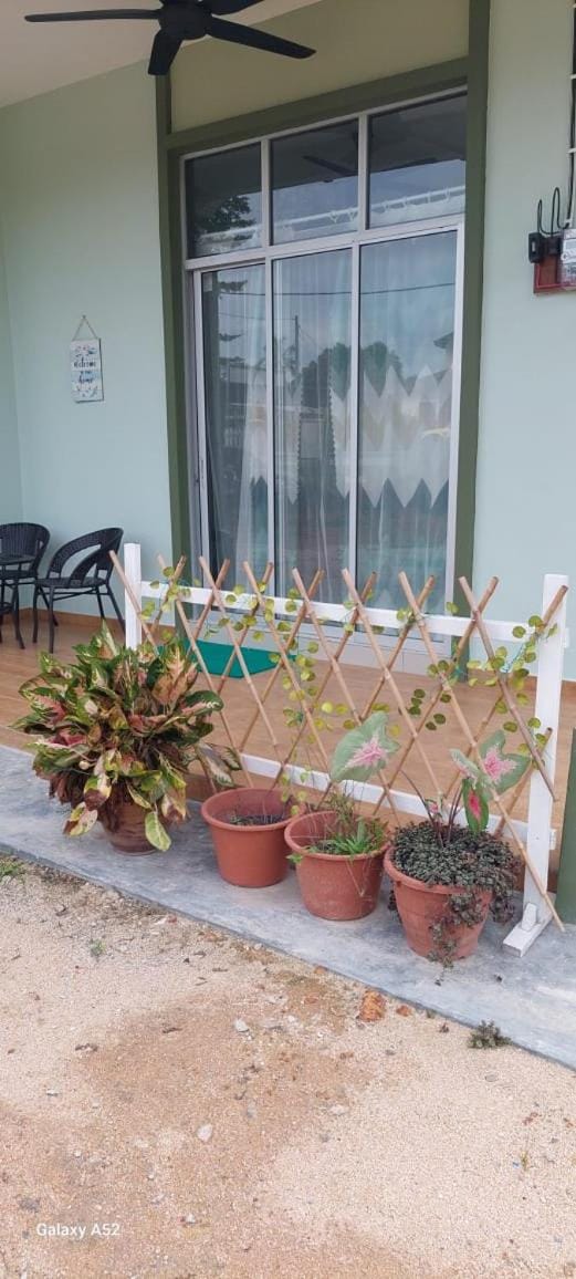 Homestay Melaka Kiut 6 to 8 pax House in Malaysia