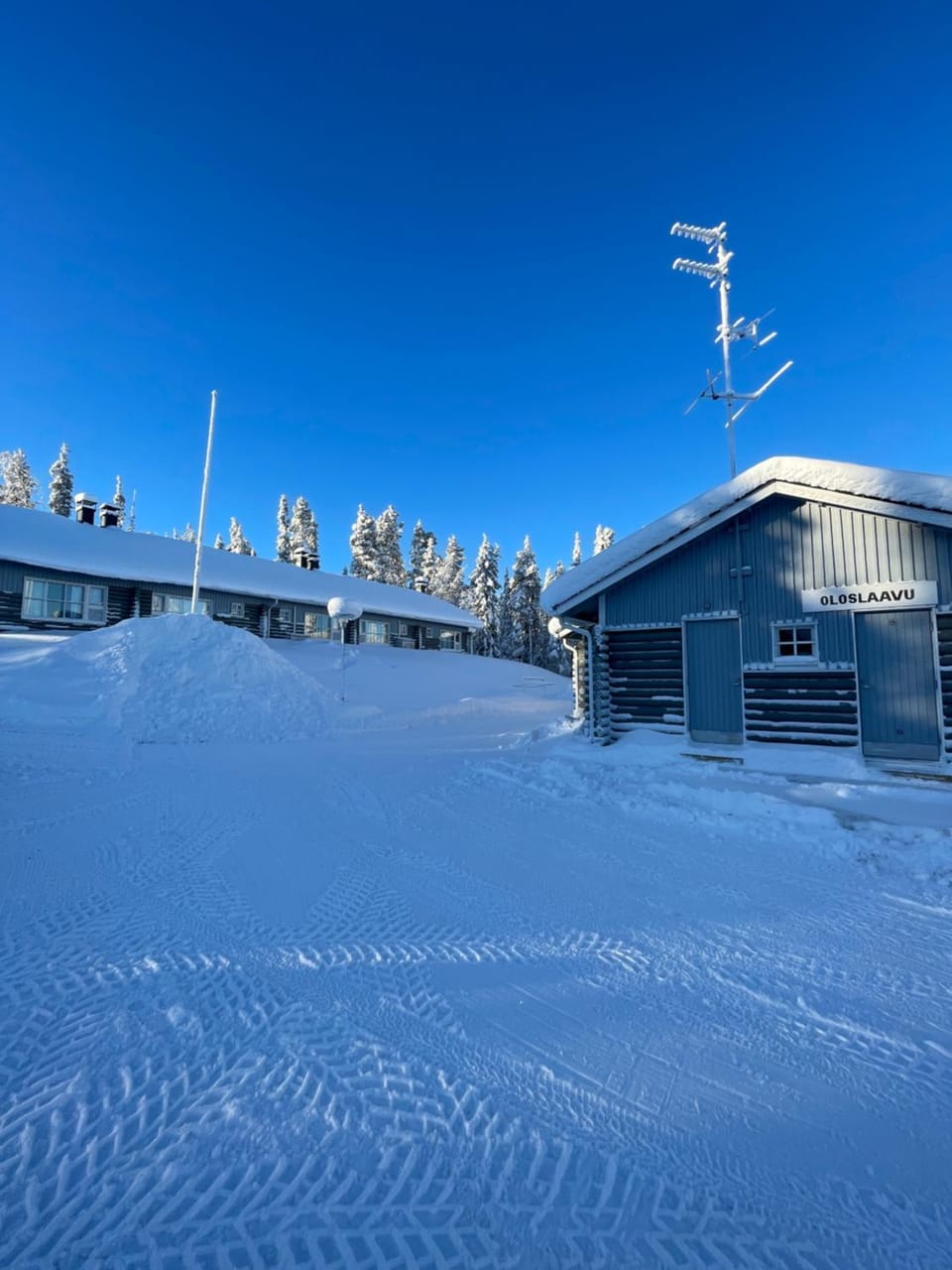 Property building, Day, Winter