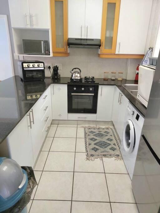 Kitchen or kitchenette, dishwasher, minibar, pet friendly, stove, toaster, washing machine