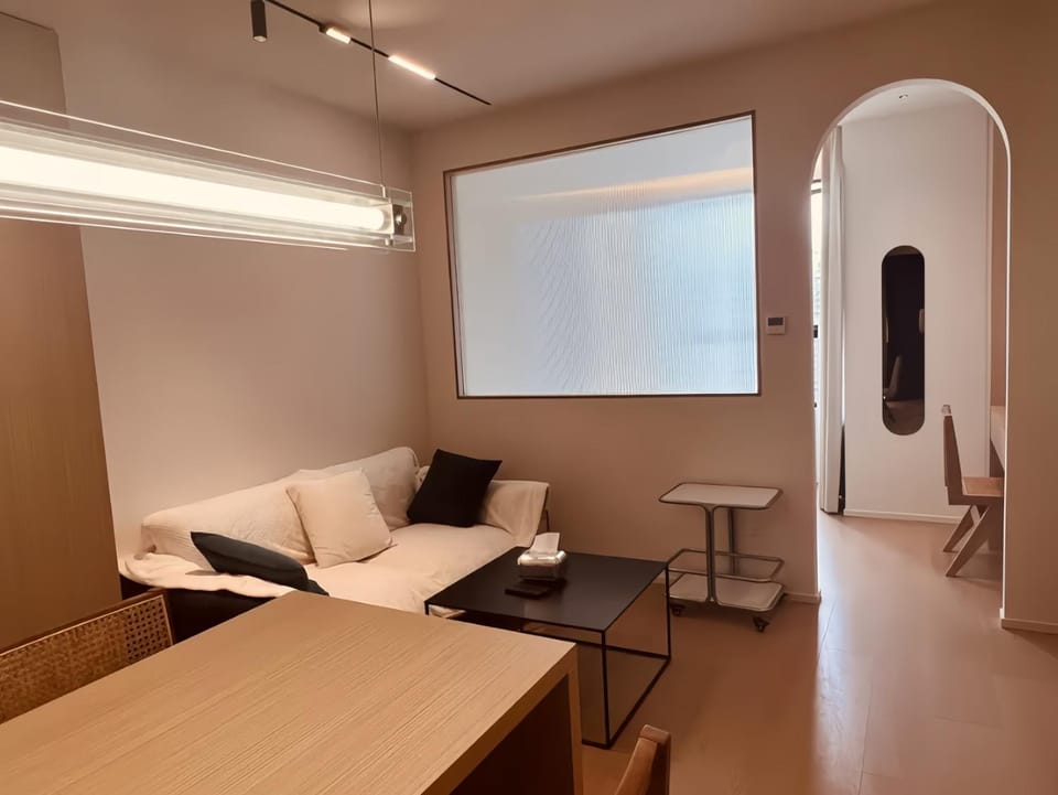 Living room, Photo of the whole room, Seating area