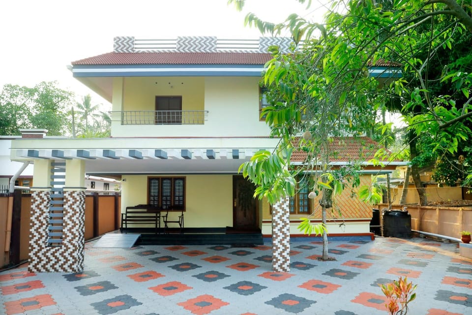 Alleppey Haven Homestay Entire 6 Bedrooms Vacation rental in Alappuzha