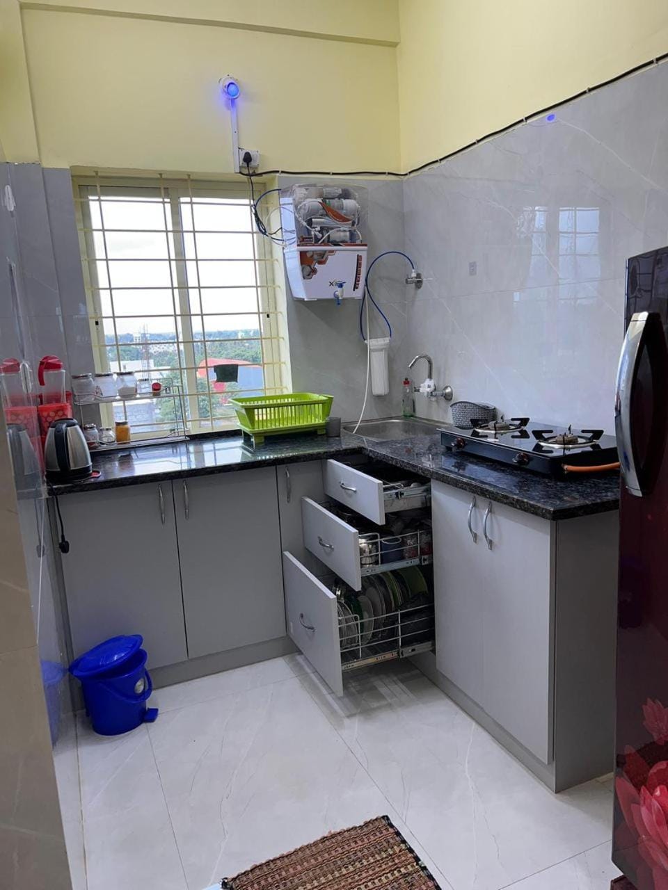Kitchen or kitchenette, Communal kitchen