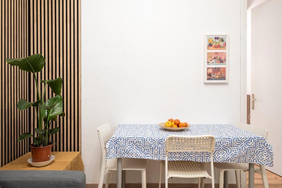 Living room, Dining area