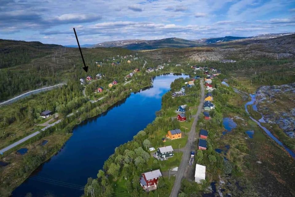 Neighbourhood, Natural landscape, Fishing, City view, Lake view, River view