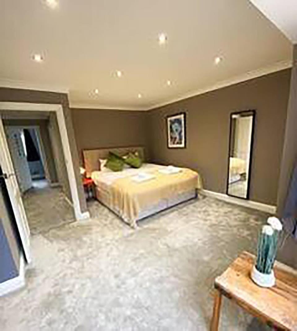 Bed, Bedroom, wardrobe