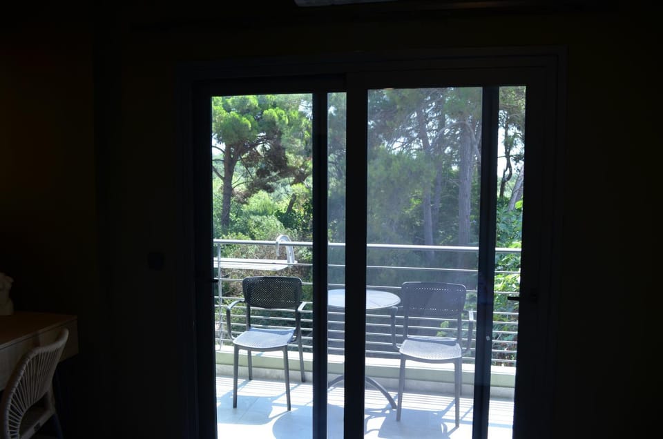 View (from property/room), Balcony/Terrace, Garden view