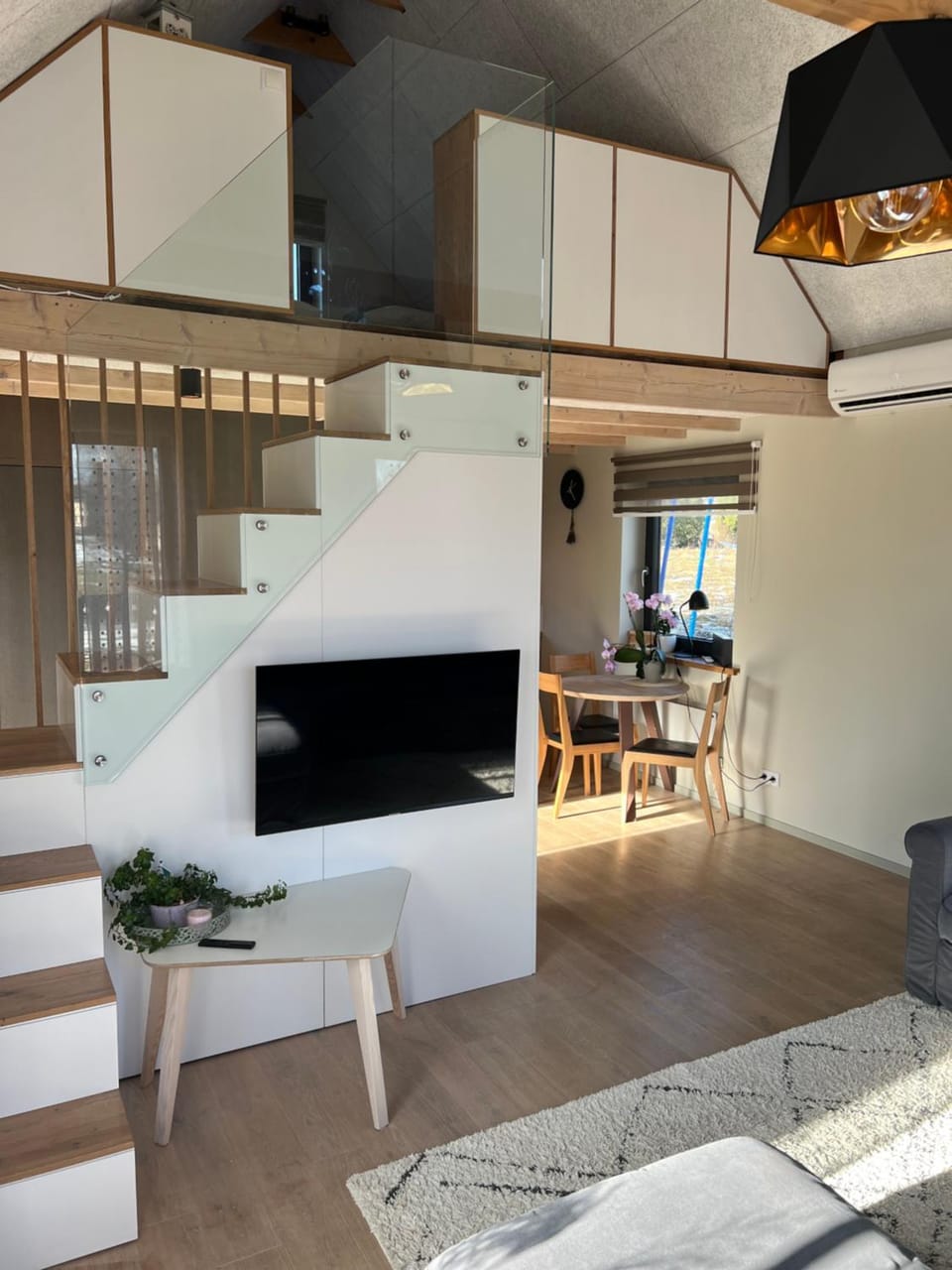 TV and multimedia, Living room