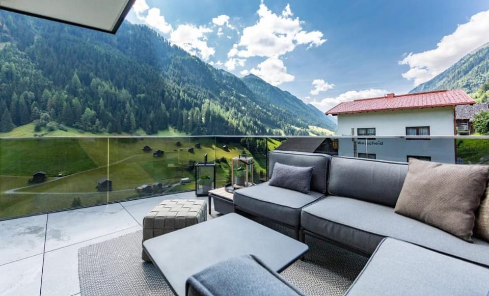 Balcony/Terrace, Seating area