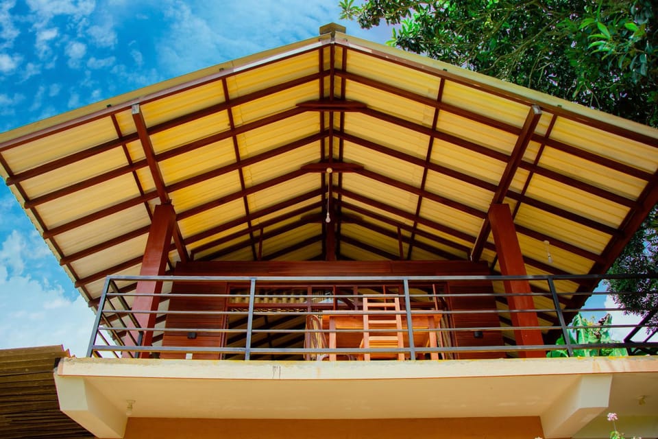 Property building, View (from property/room), Balcony/Terrace