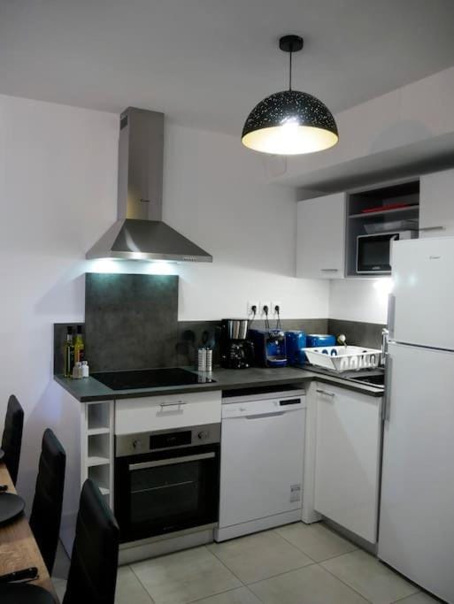 dishwasher, oven, stove