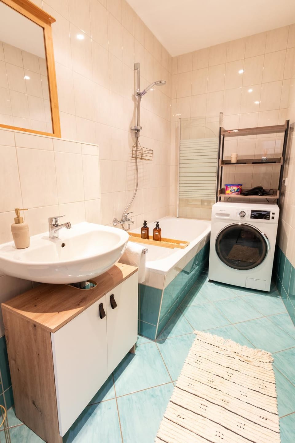 Bathroom, Bath, washing machine