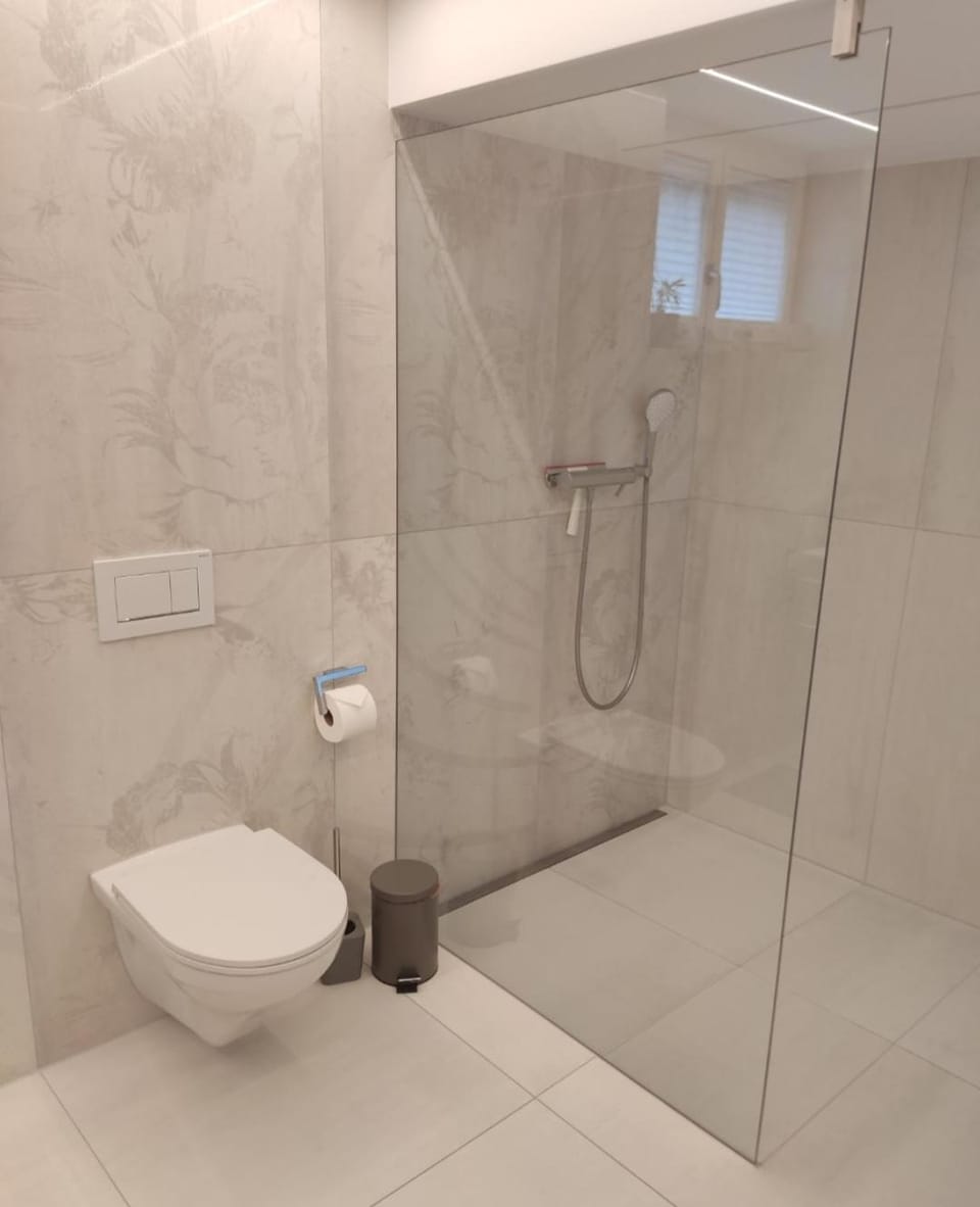 Jasmins Airbnb Apartment in Canton of Bern (Region)