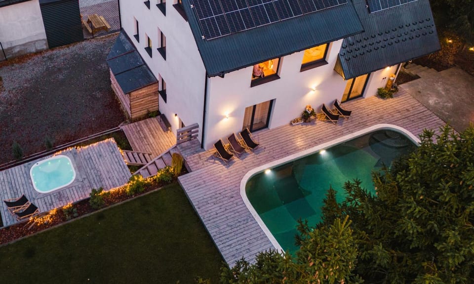 Property building, Swimming pool