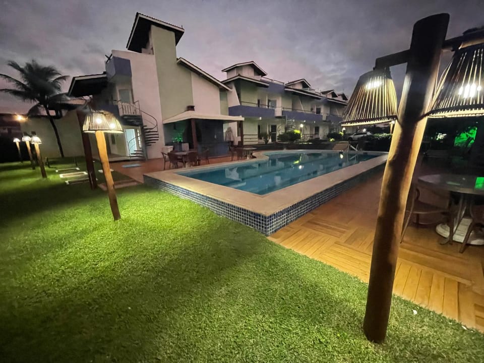 Property building, Facade/entrance, Swimming pool