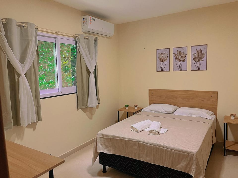 towels, air conditioner