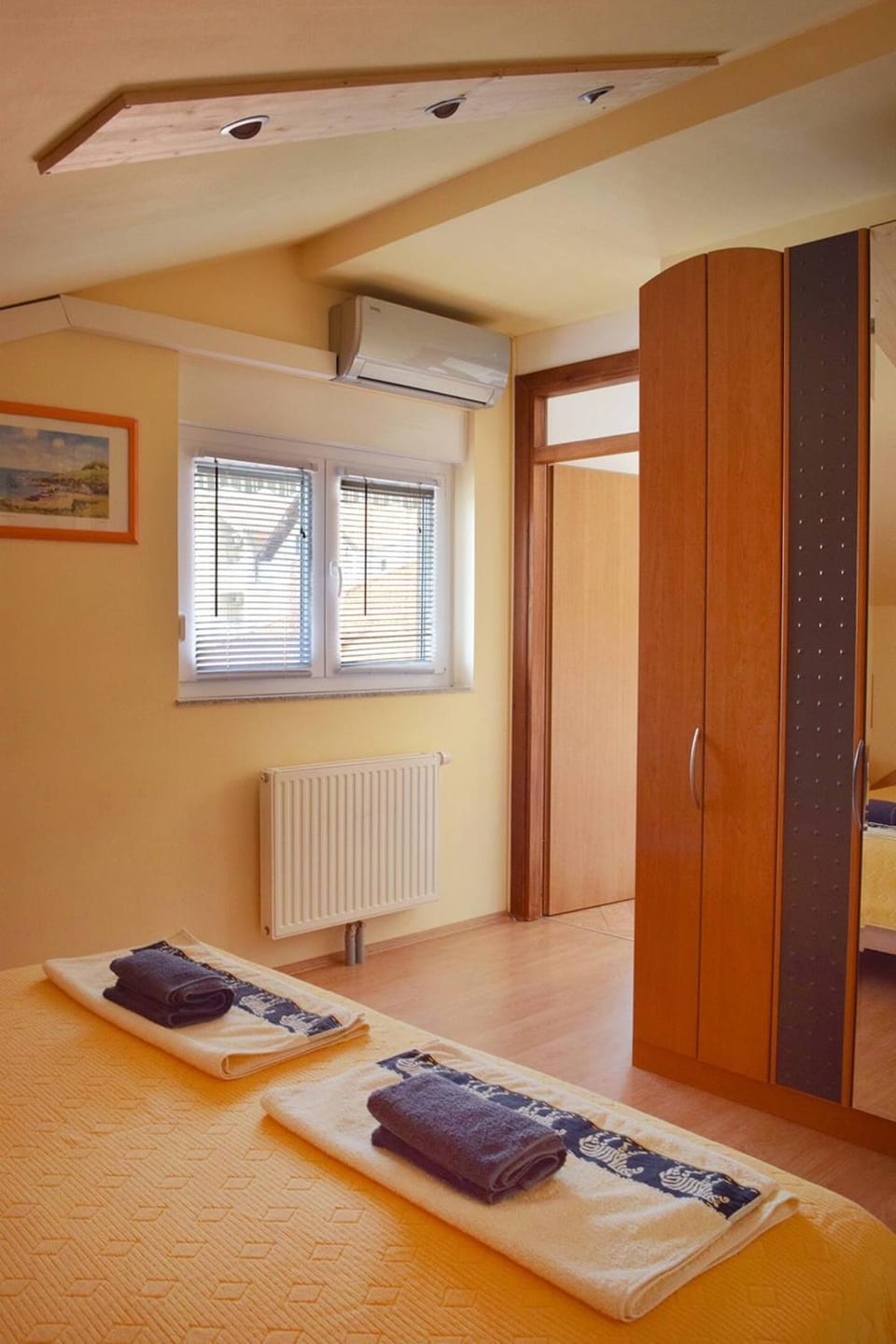 Bed, View (from property/room), Photo of the whole room, Bedroom, internet, towels, wardrobe, air conditioner