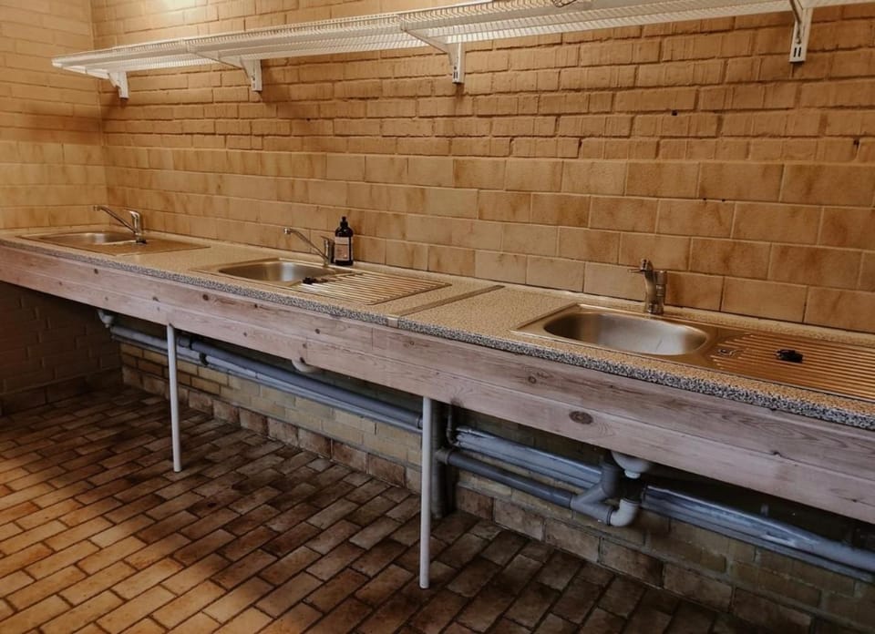 6 personers hytte på Tarm camping Campground/ 
RV Resort in Region of Southern Denmark