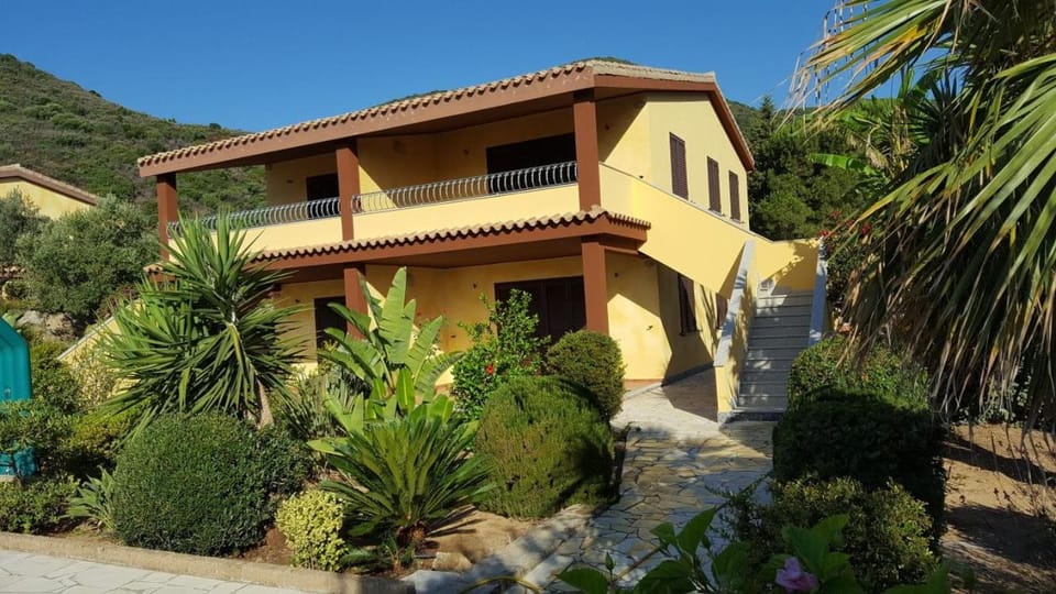 Appartamento in splendido e riservato villaggio, marina di Tertenia Apartment in Sardinia