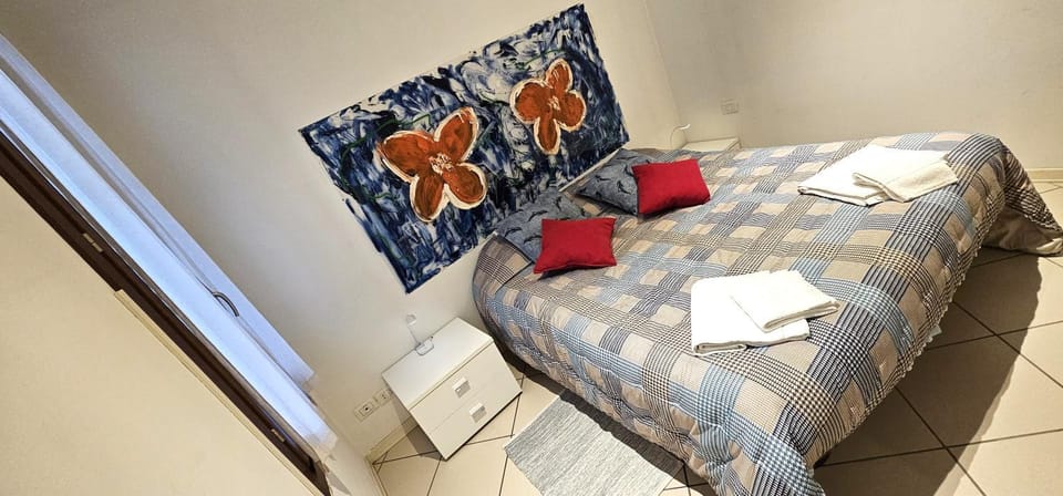 Rose House with private Garden Apartment in Lido di Venezia