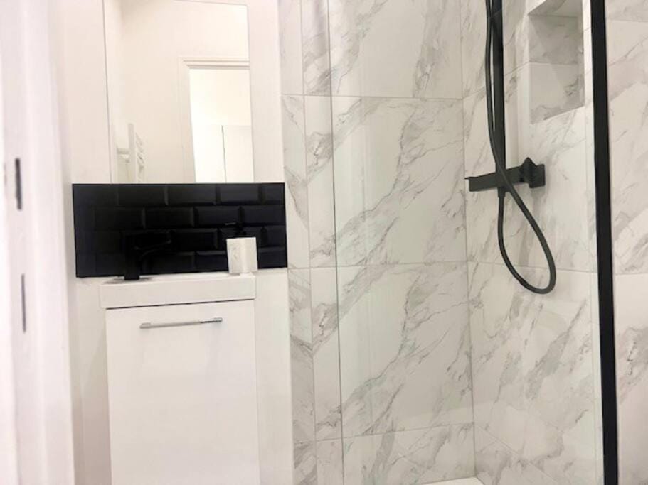 Shower, Bathroom