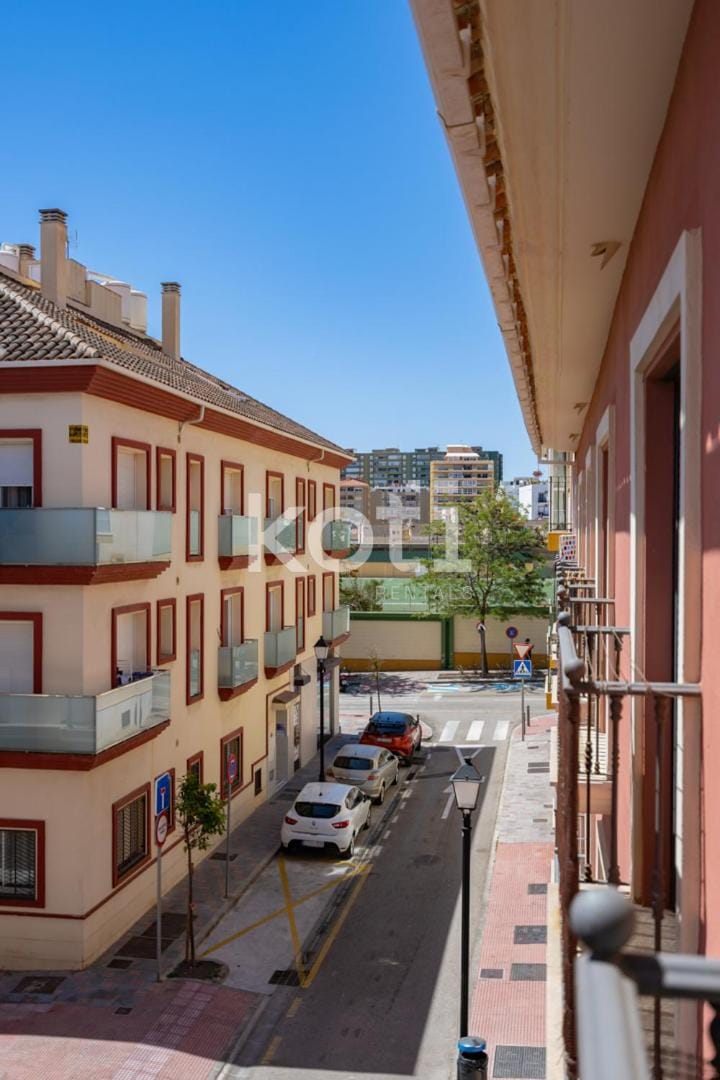 Neighbourhood, Street view, Location