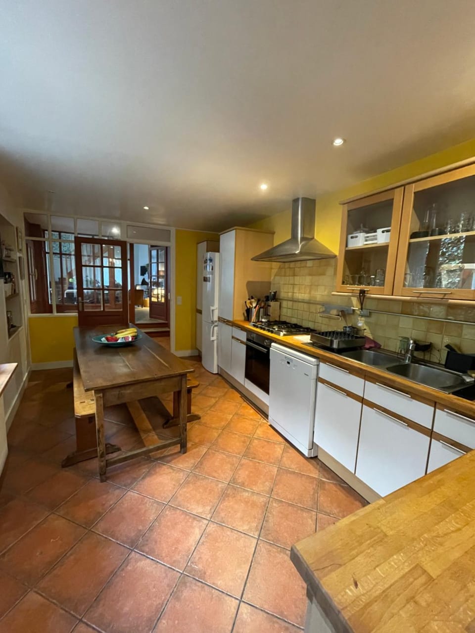 Kitchen or kitchenette, Dining area, dishwasher, minibar, pet friendly, stove