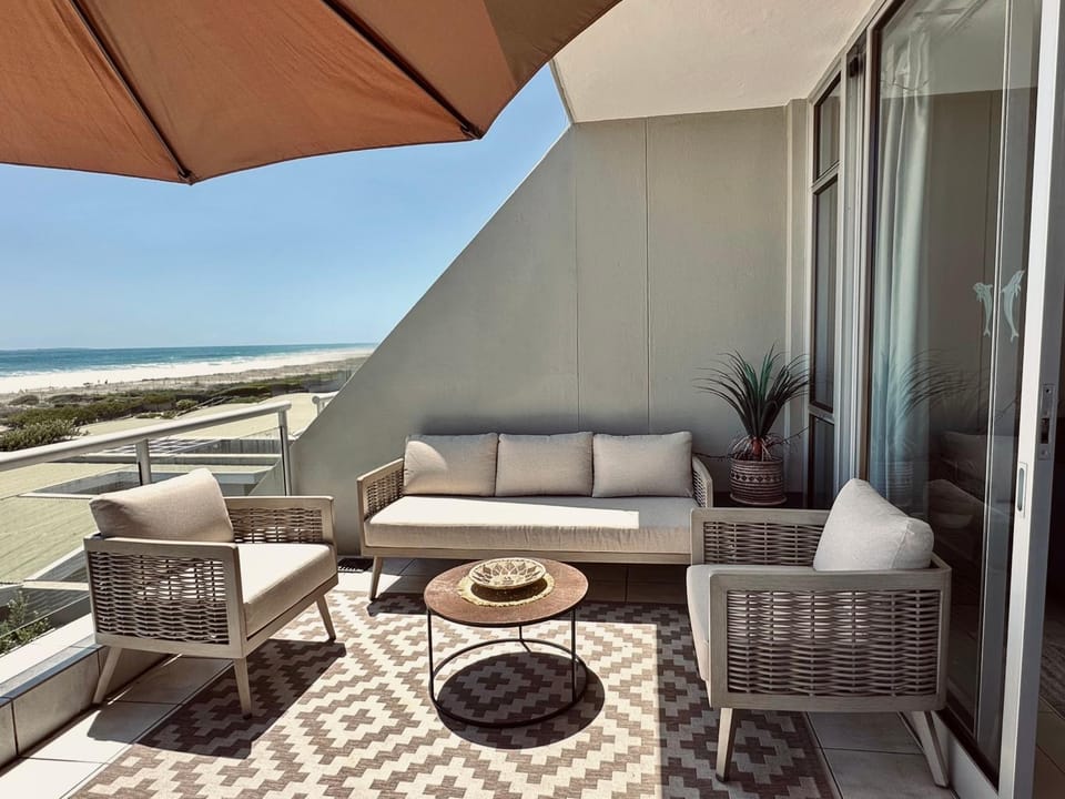 Patio, View (from property/room), Balcony/Terrace, Sea view
