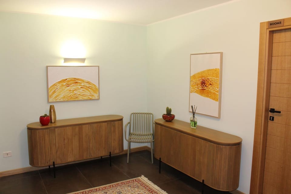 Lobby or reception, Other, hair dresser