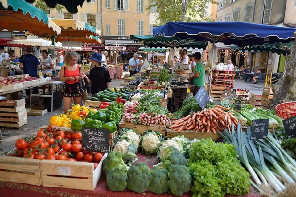 Les Bouteilles - 1 chambre hyper centre - 6p - Wifi Apartment in Aix-en-Provence