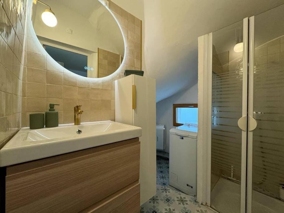 Les Bouteilles - 1 chambre hyper centre - 6p - Wifi Apartment in Aix-en-Provence