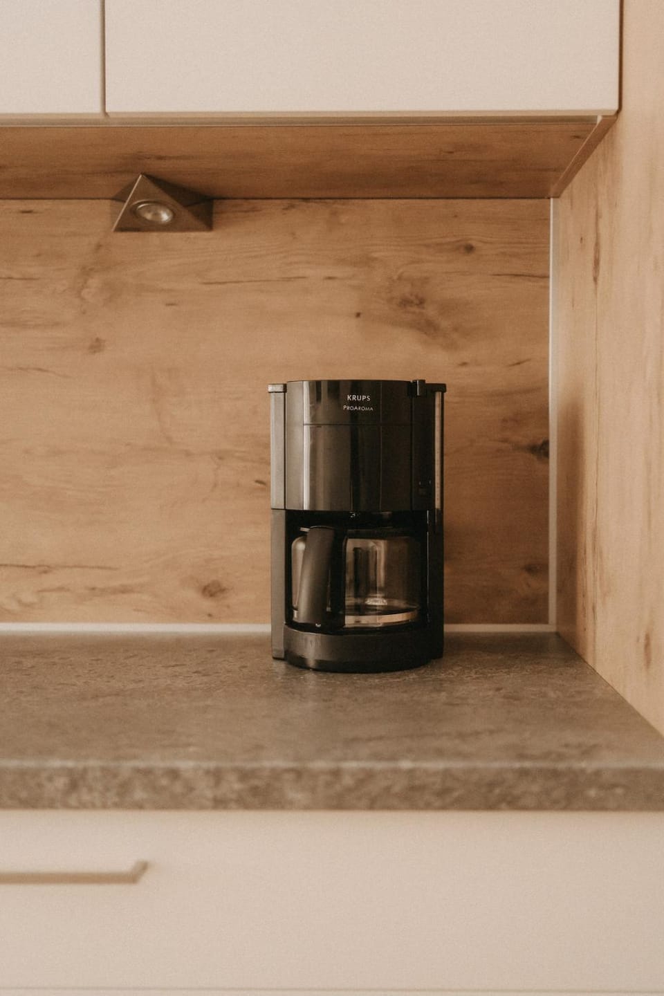Coffee/tea facilities, kitchen