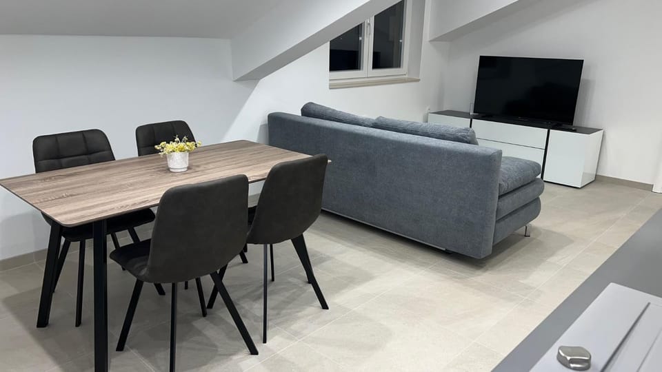 Dvosobni apartman s pogledom na more Apartment in Murter