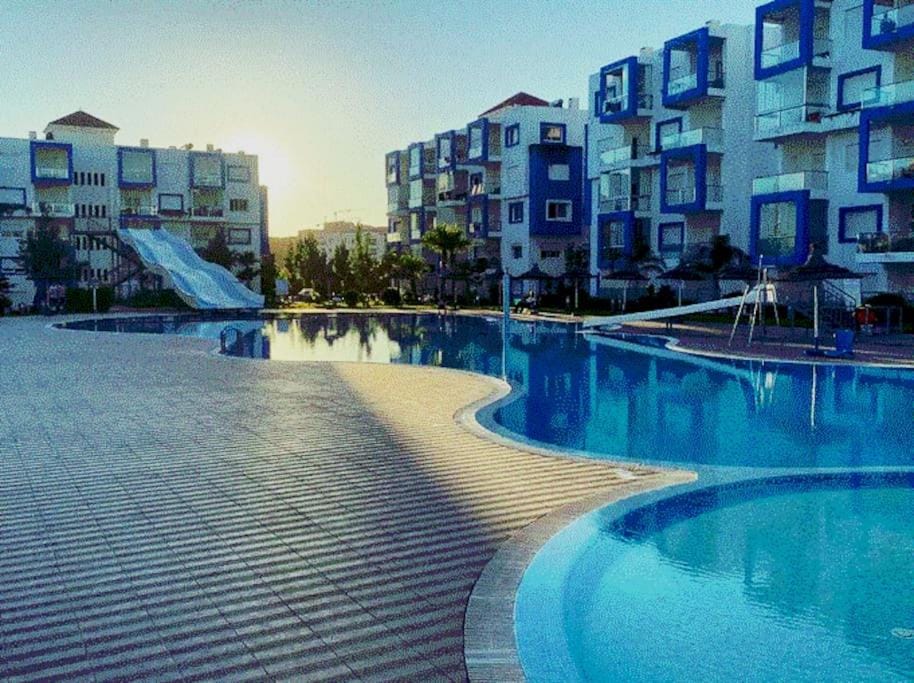 Swimming pool