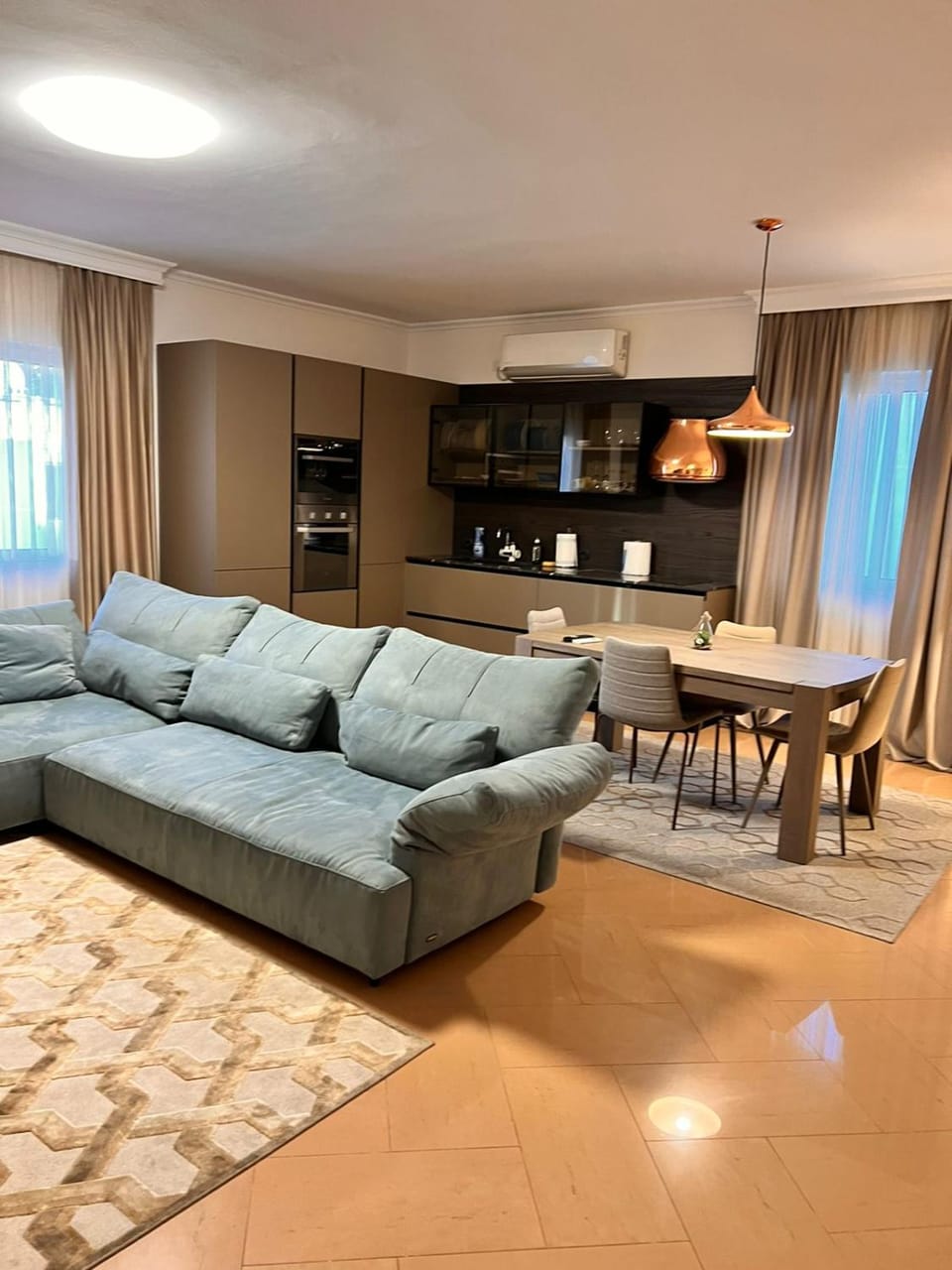 Kitchen or kitchenette, Living room, Dining area